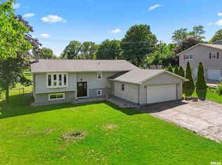 5310 E Lawrence Ave, Chillicothe, IL 61523