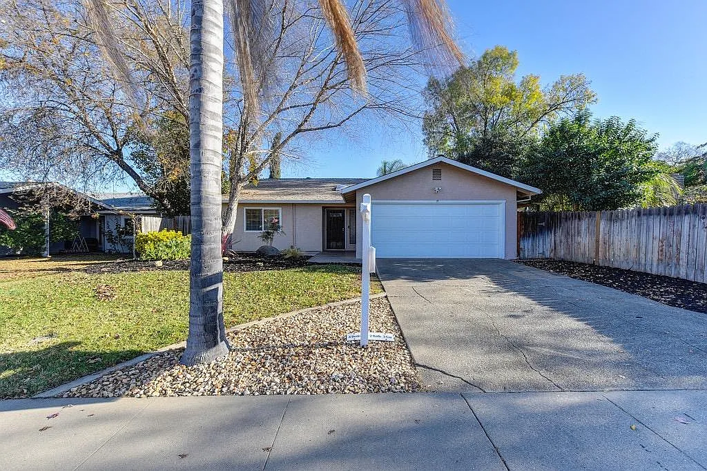 8068 Cornerstone Way photo 1