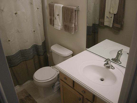 5th image of 907 Elizabeth Dr