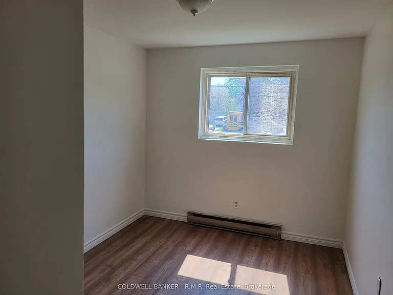 251 Liberty St N #3 — Photo 8