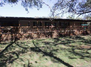 317 Swayze Road, Utopia, TX 78884