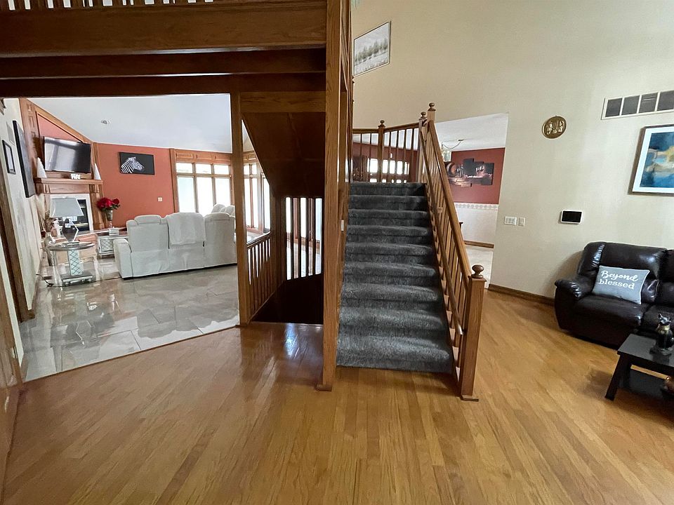 2000 Fairway Dr, Dodge City, KS 67801 Zillow