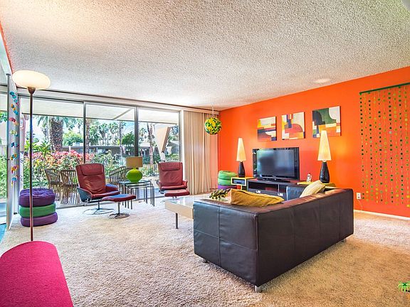 2nd image of 243 E Twin Palms Dr