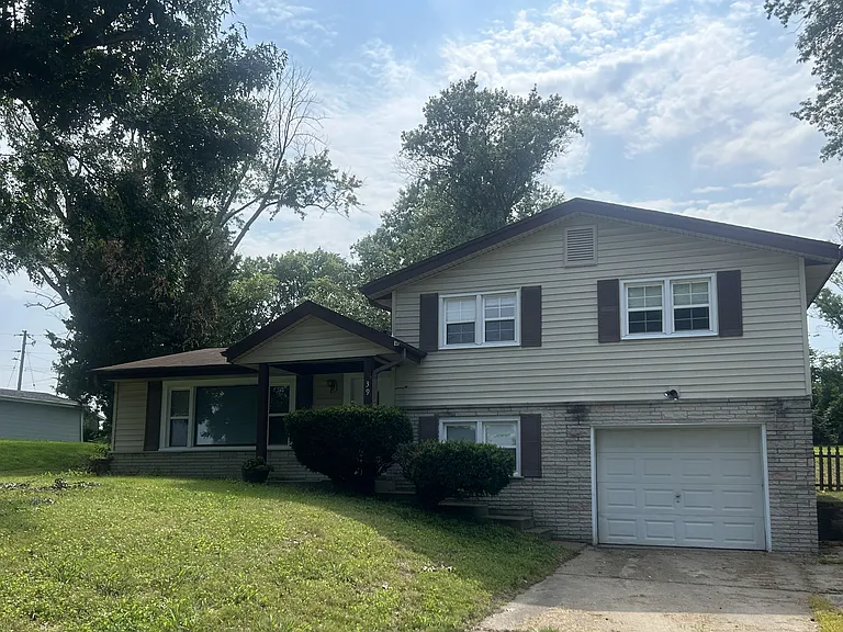 39 Countryside Dr — Photo 1