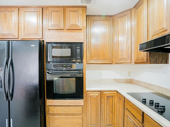 5th image of 3711 W Columbine Dr