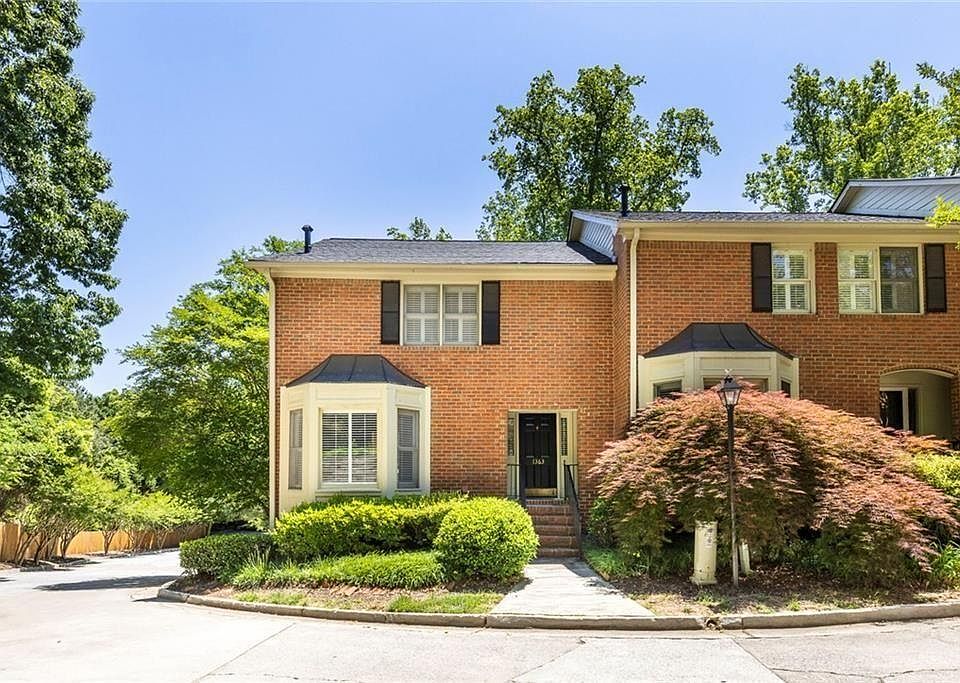 1st image of 1363 Sheffield Glen Way