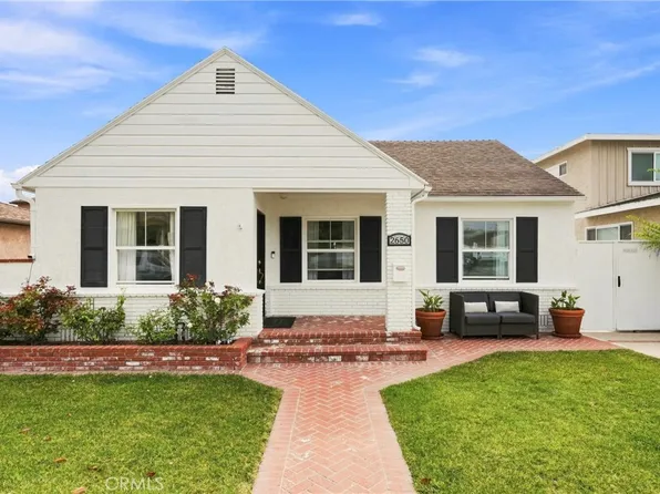 2650 S Dolphin St, San Pedro, CA 90731
