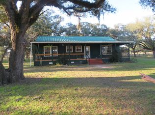 10128 State Highway 111 N, Edna, TX 77957