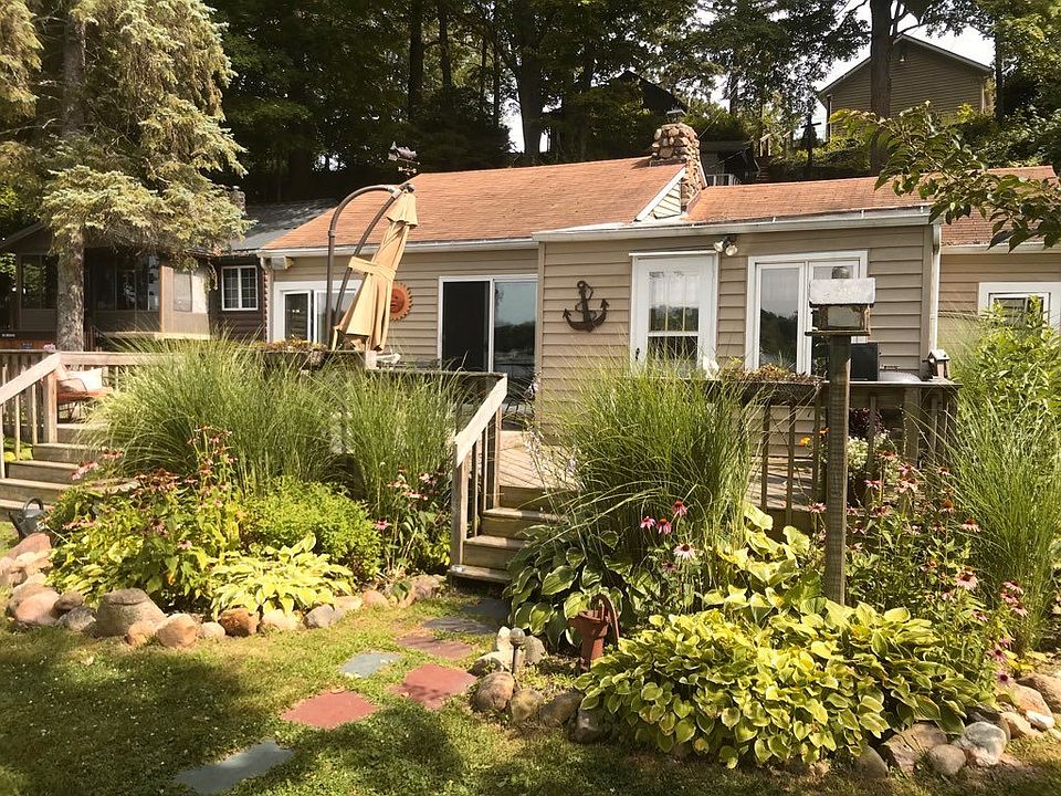 1st image of 3493 E Magley Ln