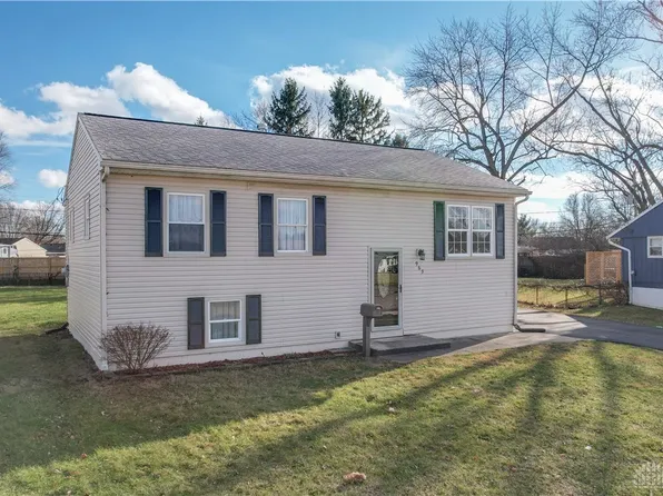 963 Weinland St, New Carlisle, OH 45344