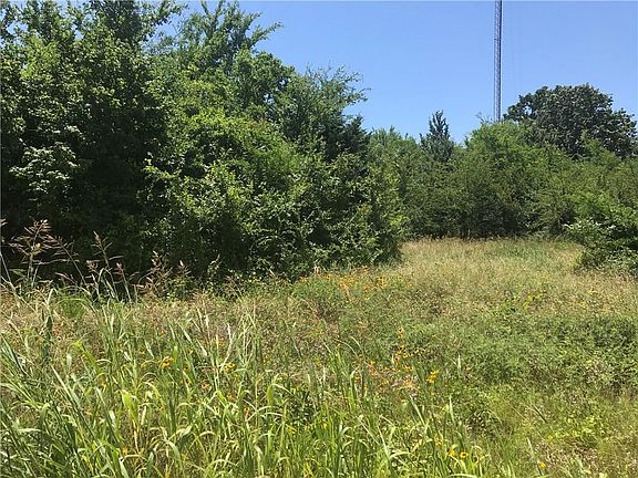 2nd image of 40 County Road 2310
