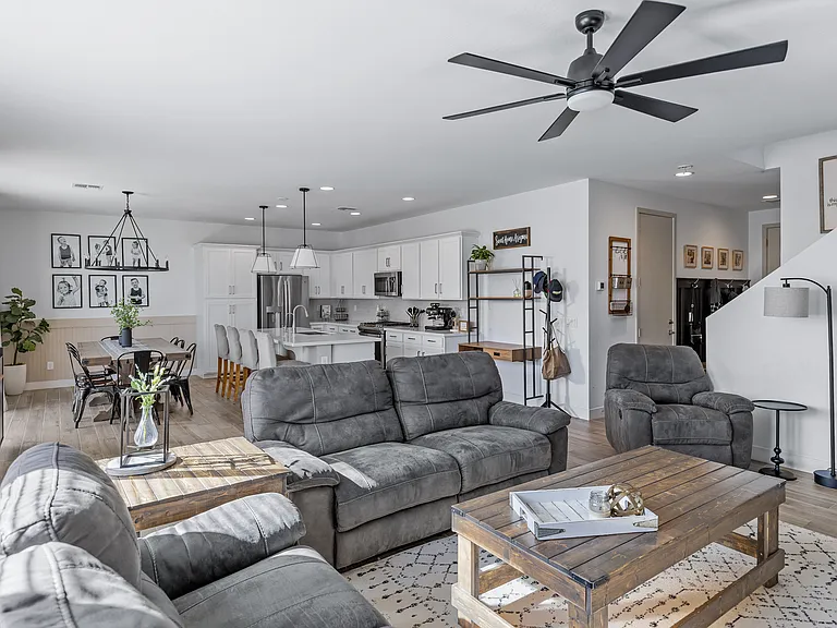 14233 W Cottontail Ln — Photo 22