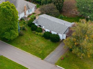 21 Smallwood Cres, Charlottetown, PE C1A3J4