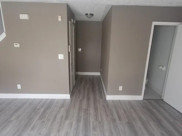2146 Country Walk Way SE #B — Photo 5