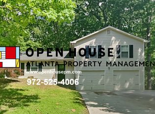 2211 Grayfield Dr, Grayson, GA