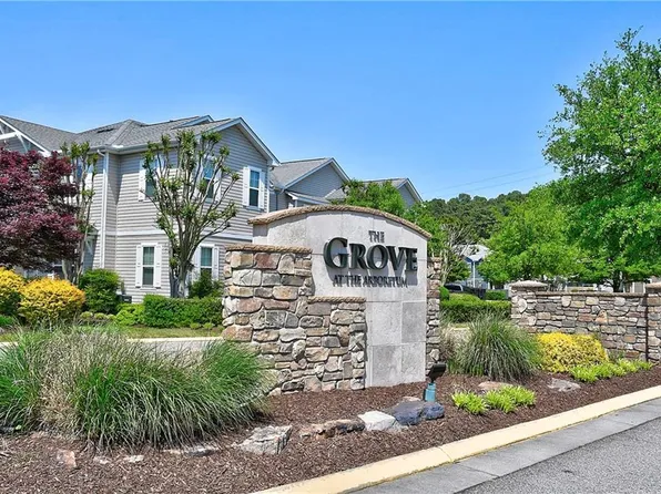 602 Lacy Oak Dr, Chesapeake, VA 23320