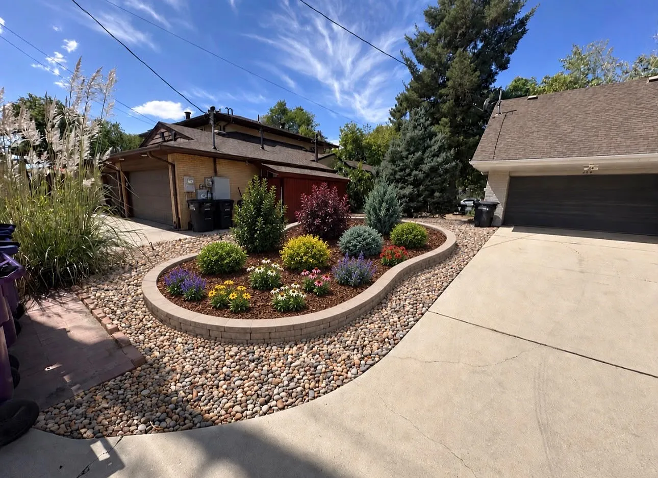 4 bed, 3100 sqft, $5,200 — Photo 2