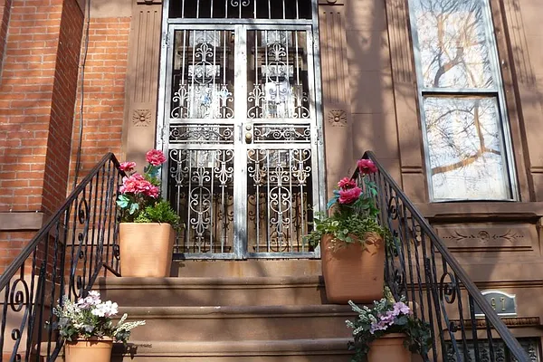 Rented by Corcoran | media 21