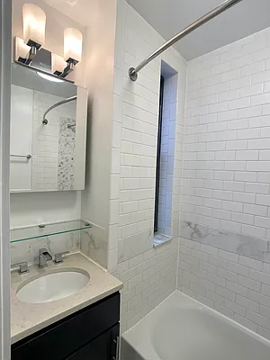 Rented by Tourma Realty LLC | media 33