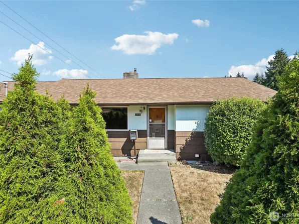 13004 Ambaum Boulevard SW, Burien, WA 98146