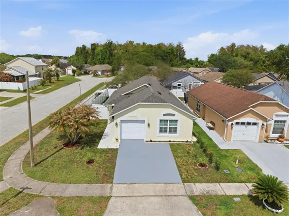 2400 Weymouth Ct, Kissimmee, FL 34743