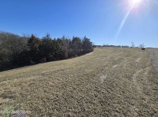 3 Serenity Ln, Jefferson City, MO 65109