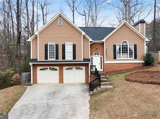 3378 Hickory Ln, Powder Springs, GA 30127
