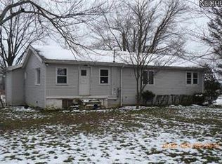 4472 Russell Rd, Dorset, OH 44032