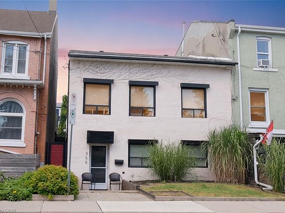 4th image of 355 Macnab St N