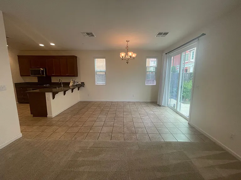 2053 Camino Real Way #B — Photo 2