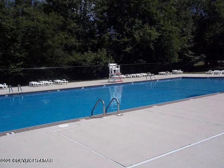 126 Feather Ln — Photo 11