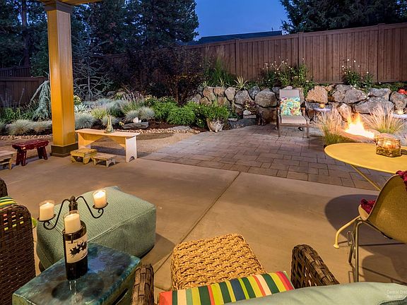 Solar raised perineal bed