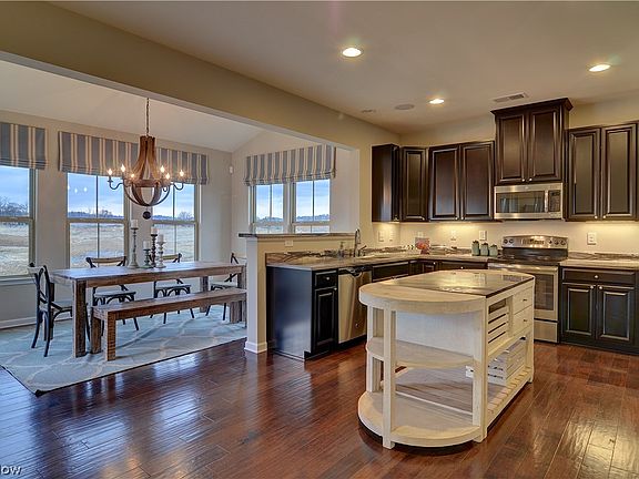 4th image of 133 Tyndale Way