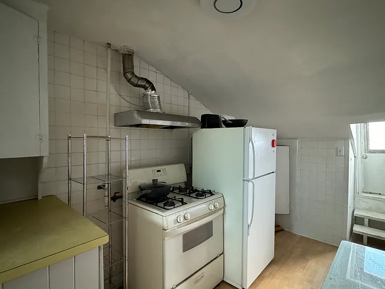 91 Lyon St #3 — Photo 3
