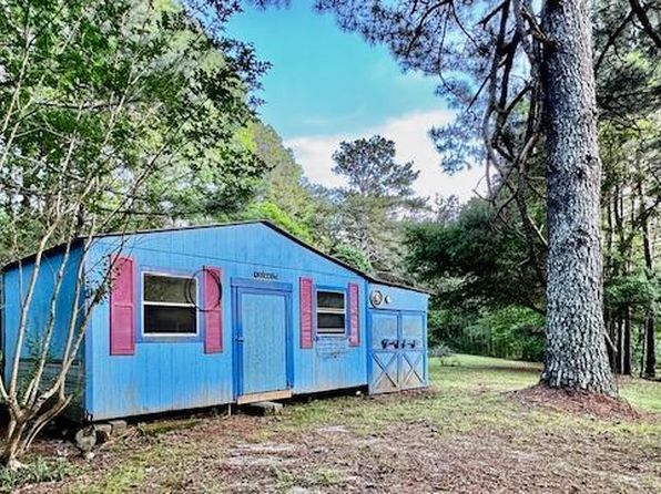 86 Pleasant Hill Rd, Mount Olive, MS 39119
