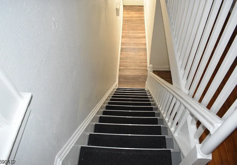 316 Hillside Ave — Photo 14