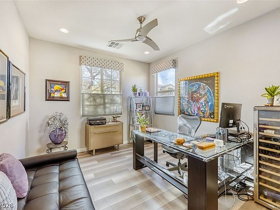 5th image of 492 Norcia Pl