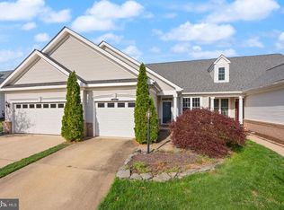 6932 Walnut Hill Dr, Gainesville, VA
