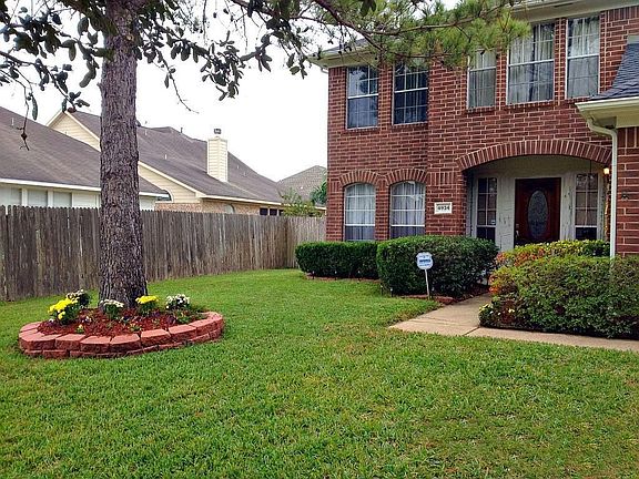3rd image of 4934 Linden Pl