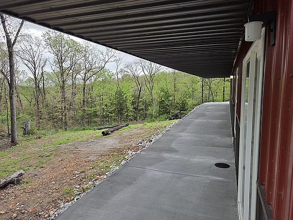 4th image of 27504 Karrs Park Ave
