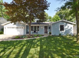 1402 7th Ct, Saint Charles, IL