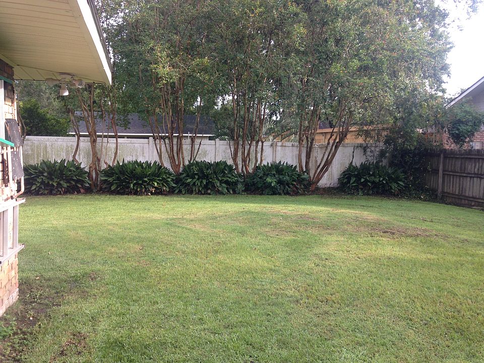 2nd image of 12763 Warwick Ave
