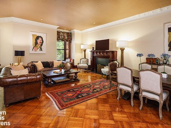 4th image of 34 Gramercy Park E #1BF