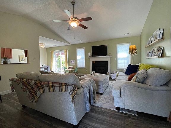 2nd image of 237 Deer Haven Dr