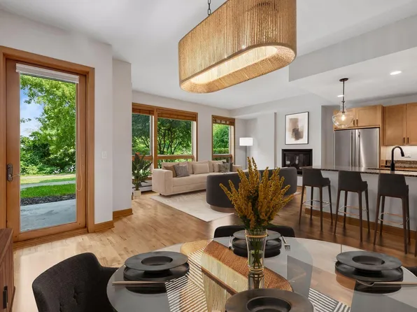4201 Sunset Dr #N117, Spring Park, MN 55384