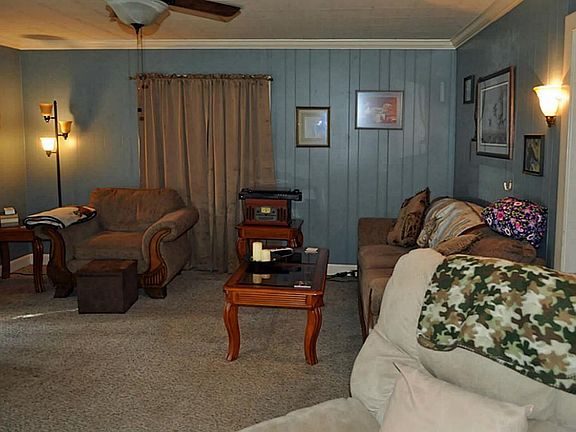 4th image of 128 Wood Ave