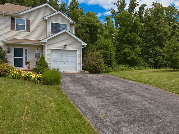2nd image of 71 Pinckney Dr
