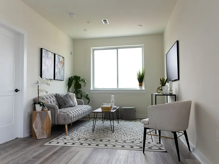 Stunning New Luxury Apartments at The Vienna — Photo 62
