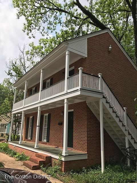 1st image of 102A S Nash St
