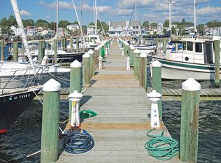 4 Nw St #34, Stonington, CT 06378